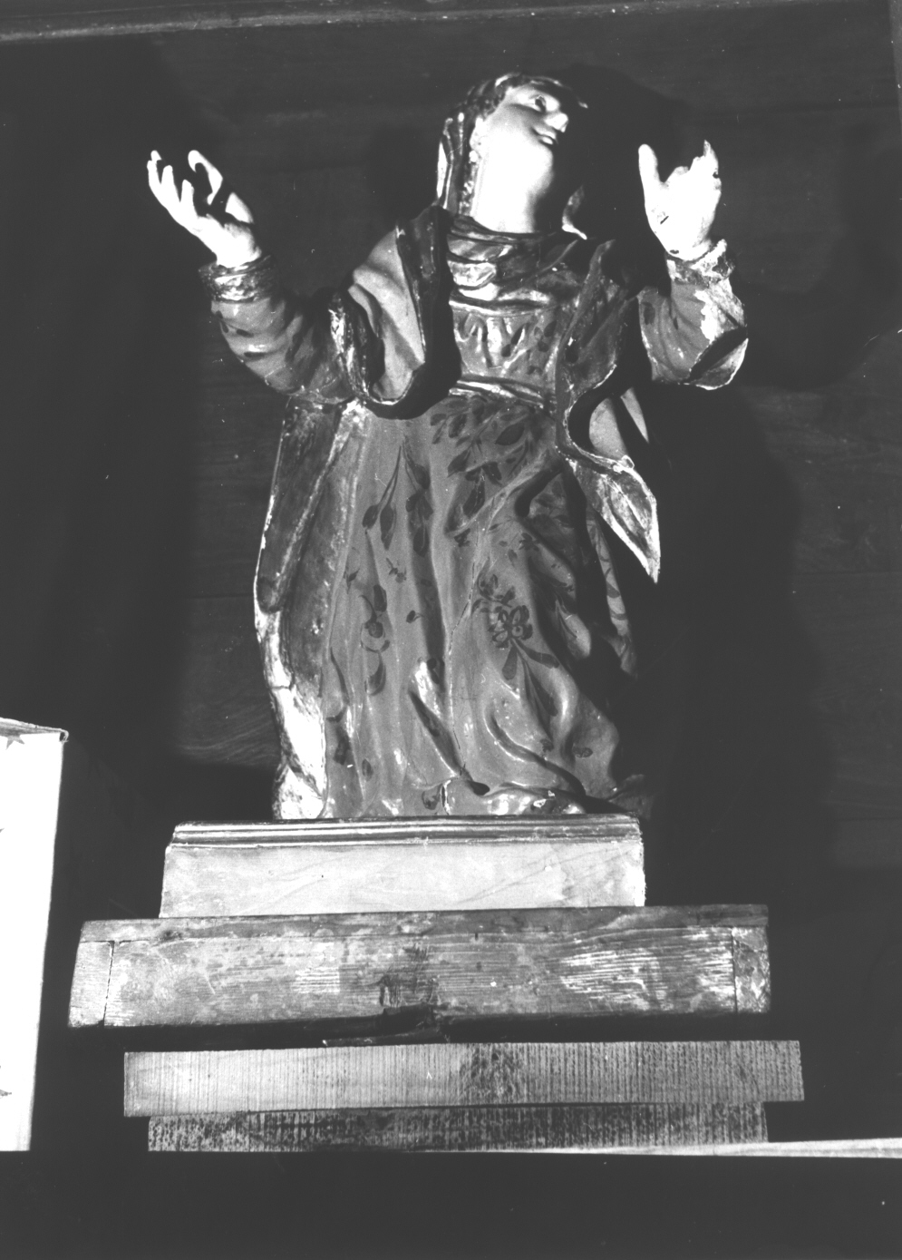 Madonna annunciata (statua, opera isolata) - bottega italiana (sec. XIX)