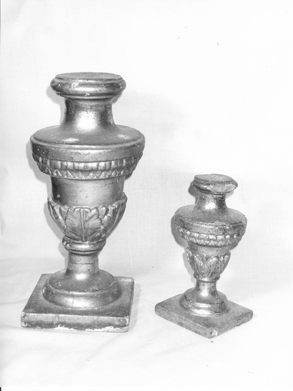 vaso d'altare, serie - PRODUZIONE LIGURE (ultimo quarto sec. XVIII)