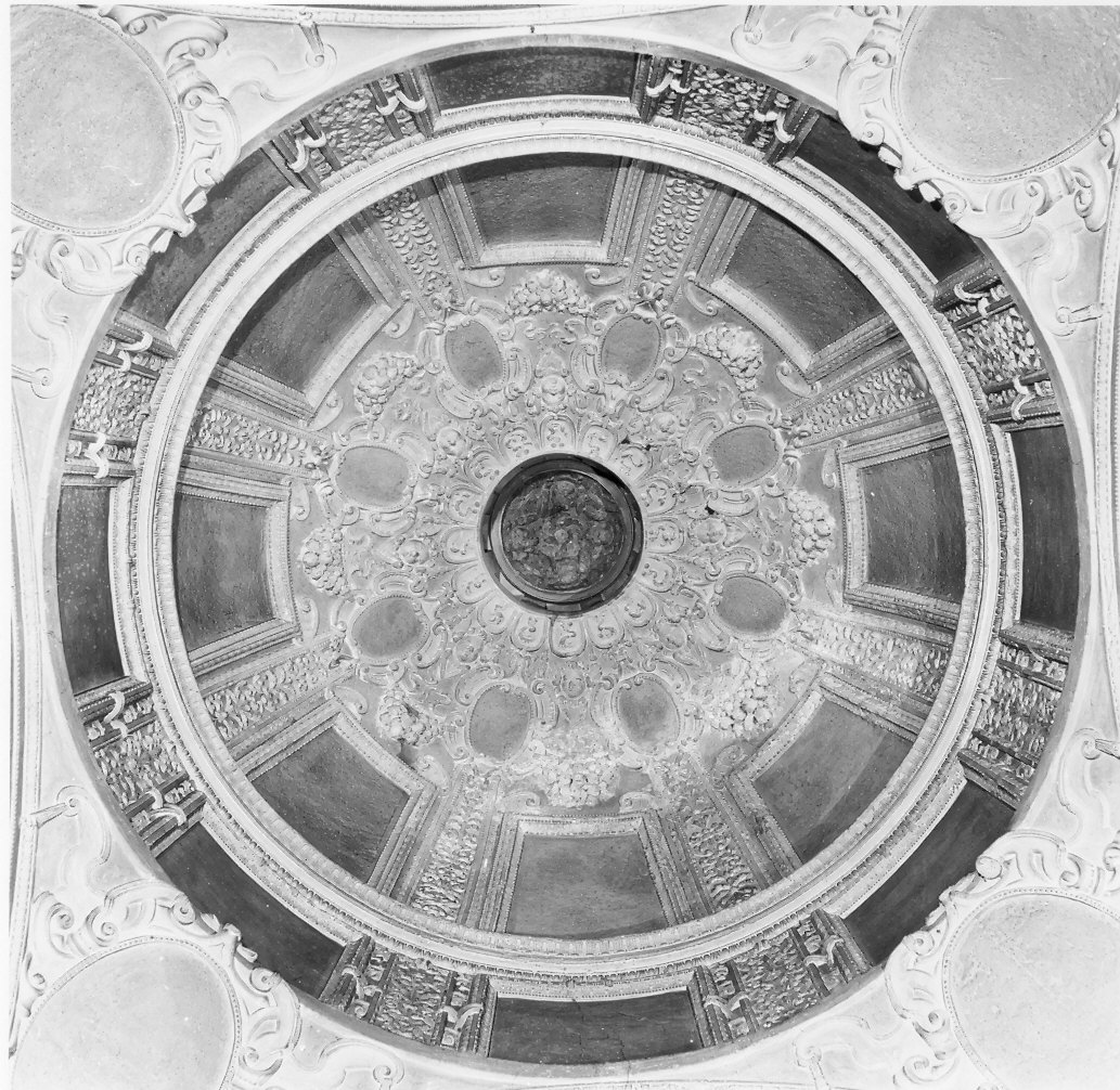 motivi decorativi architettonici (decorazione plastica, complesso decorativo) di Castello Giovanni Battista detto Bergamasco (attribuito) (seconda metà sec. XVI)