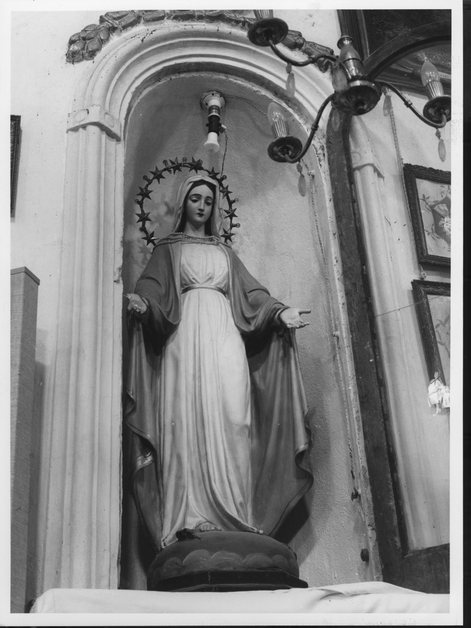 Madonna Immacolata (statua, opera isolata) - bottega ligure (fine/inizio secc. XIX/ XX)