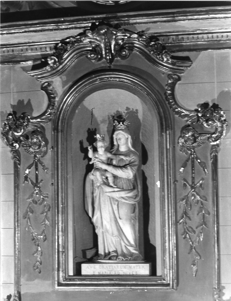 Madonna con Bambino (statua, opera isolata) - manifattura ligure (ultimo quarto sec. XIX)