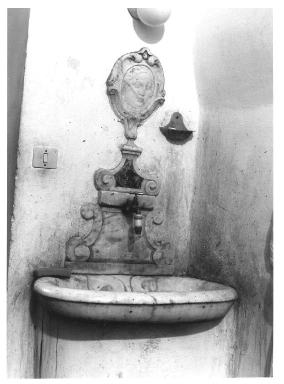 lavabo, opera isolata - bottega ligure (sec. XVII, sec. XIX)