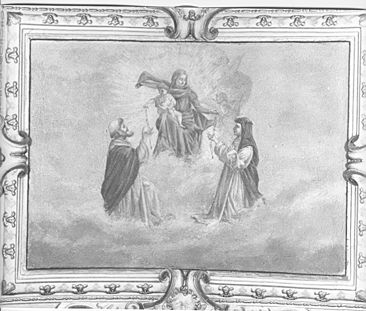 Madonna del Rosario con San Domenico e Santa Caterina da Siena (decorazione pittorica, elemento d'insieme) di Gambini Rodolfo (inizio sec. XX)