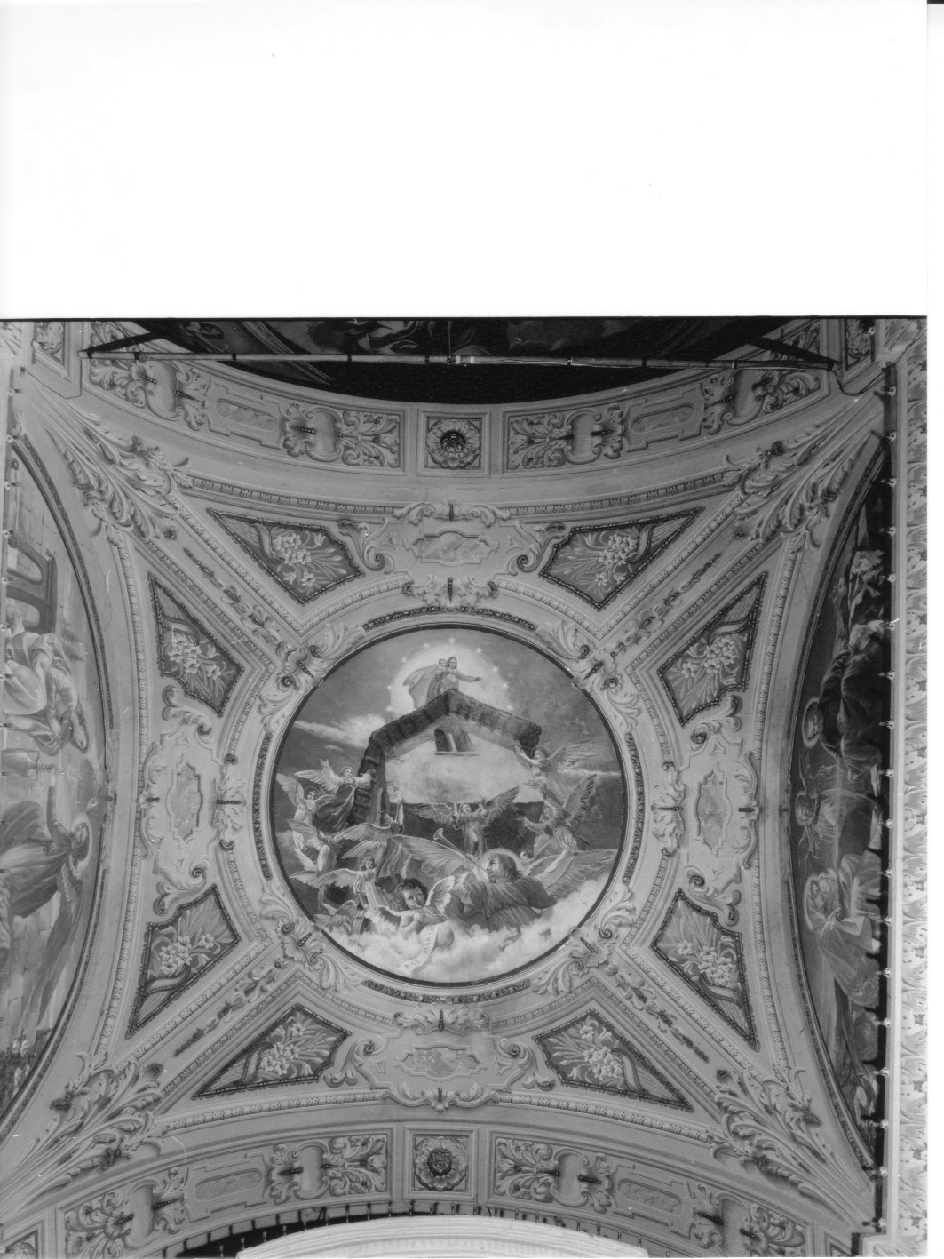 trasporto della Santa Casa a Loreto (decorazione pittorica, opera isolata) di Monzio Compagnoni Ferdinando (sec. XX)