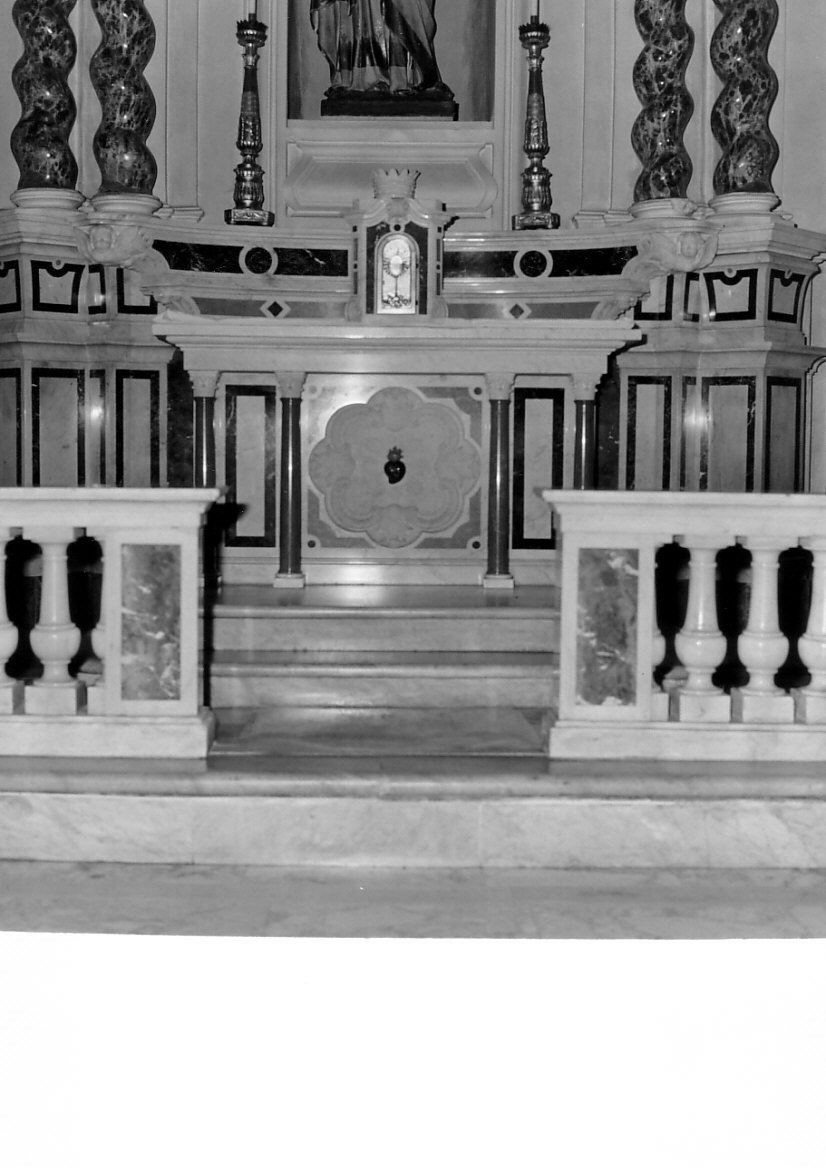 altare, opera isolata - bottega tosco-ligure (sec. XX)