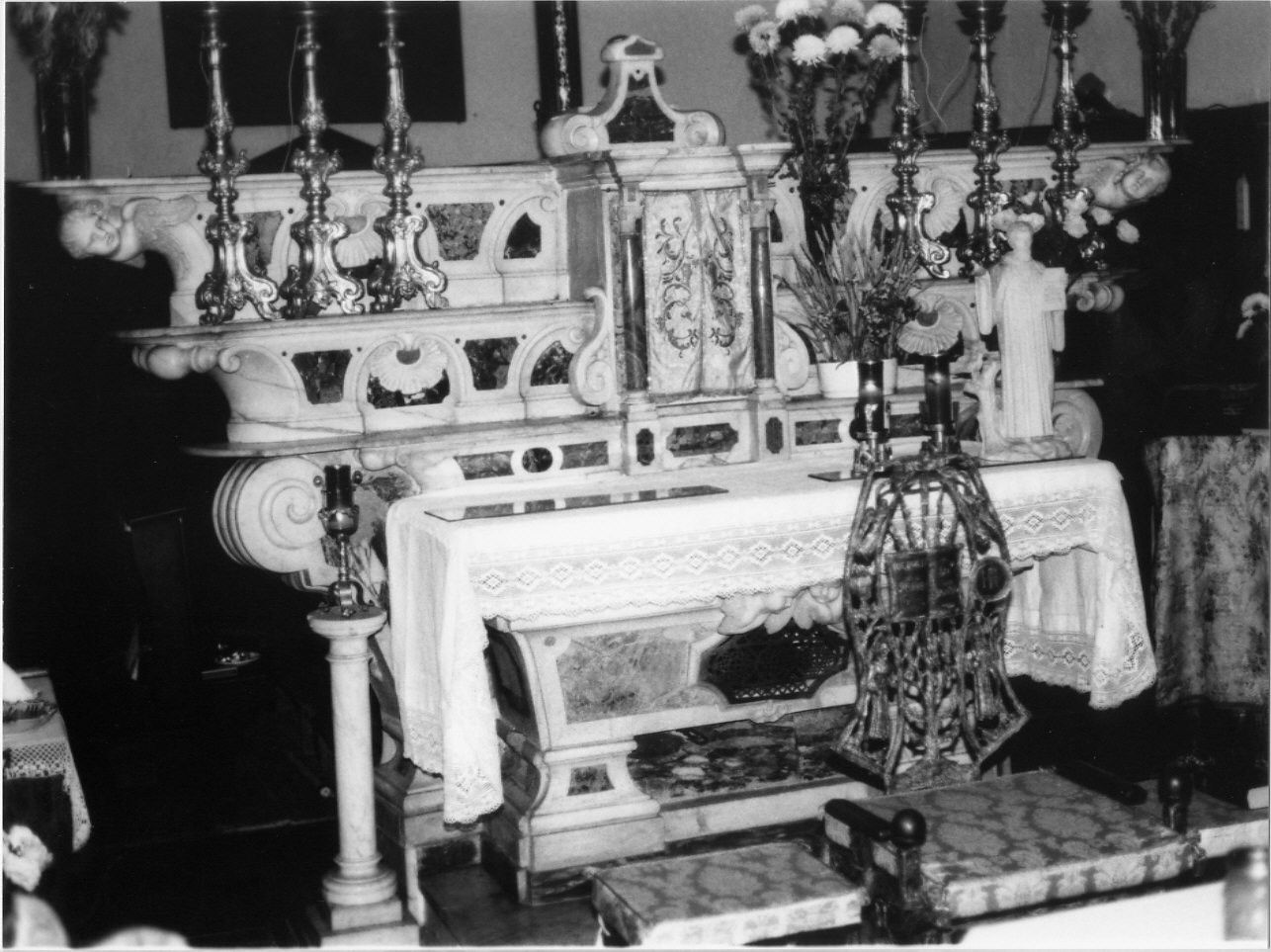 altare maggiore, insieme - ambito genovese (sec. XVIII)