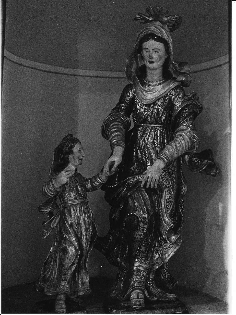 Maria Vergine bambina e Sant'Anna (gruppo scultoreo, opera isolata) - bottega ligure (prima metà sec. XVIII)