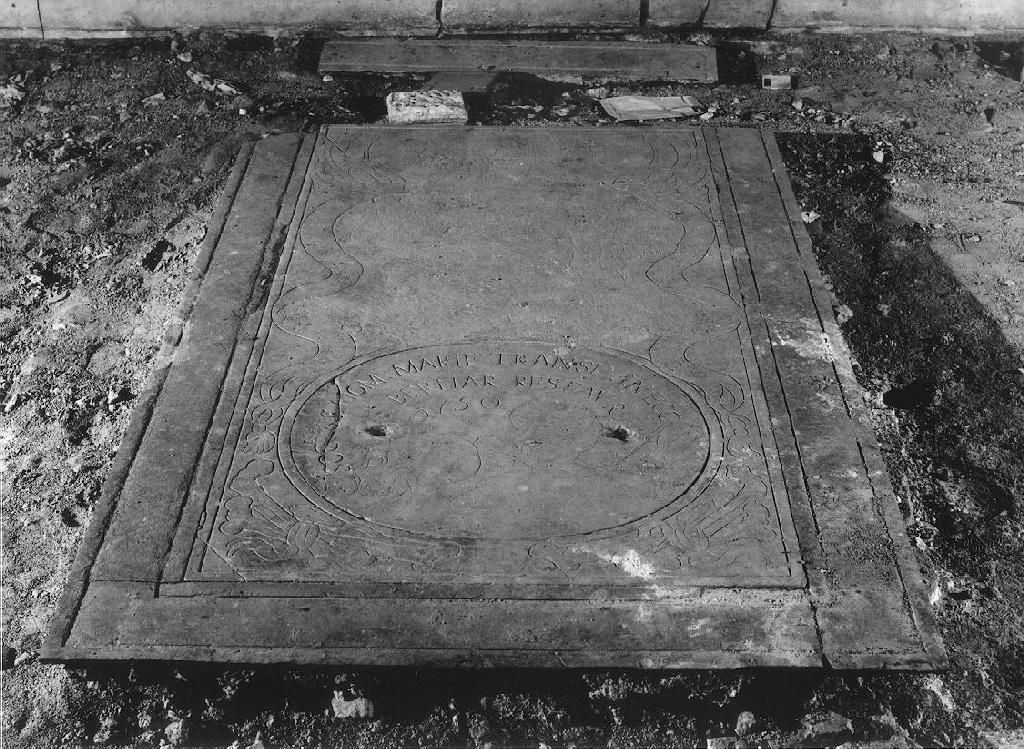 lastra tombale, opera isolata - ambito ligure (metà sec. XVII)