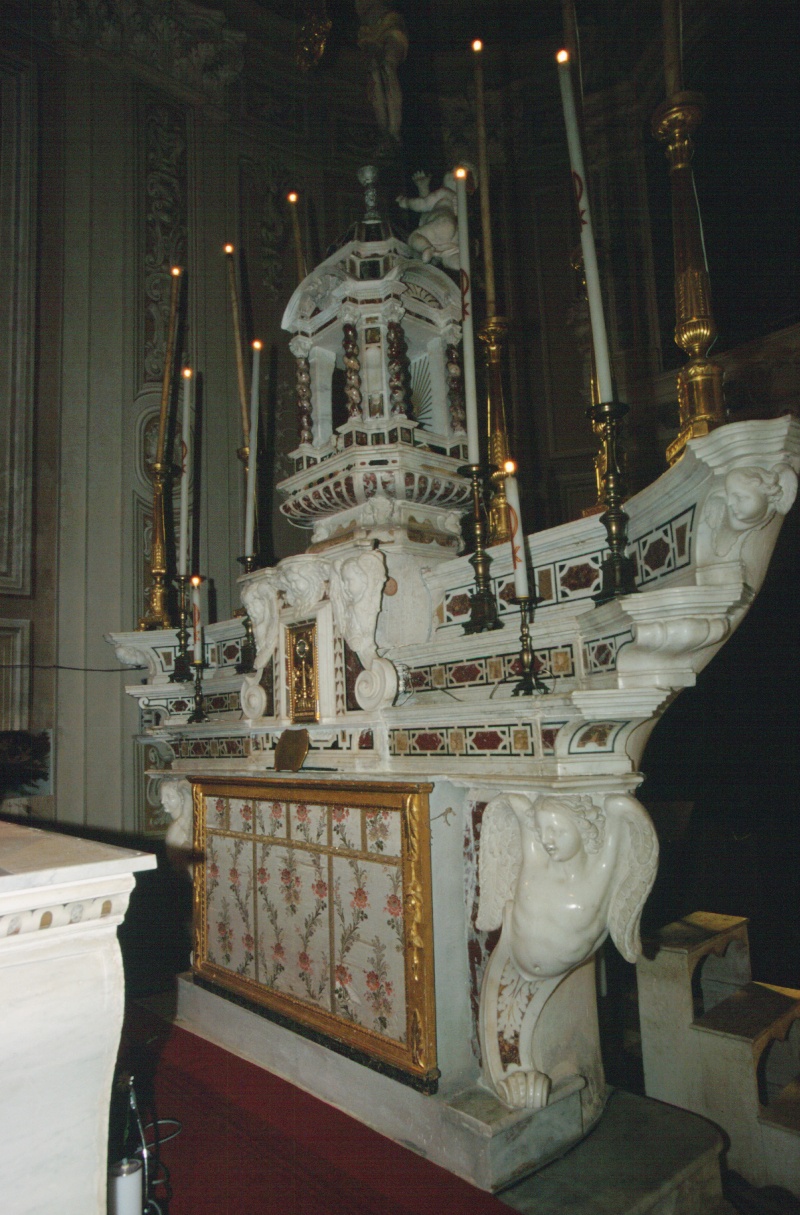 altare maggiore, insieme di Belmonte Domenico (bottega) (fine/inizio secc. XVIII/ XIX)