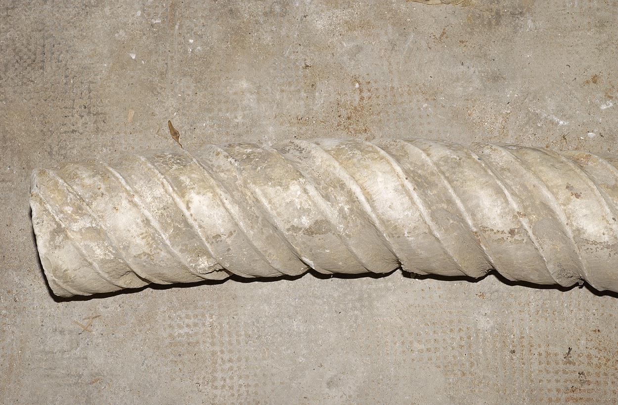 colonnina, frammento - bottega ligure (metà sec. XIV)