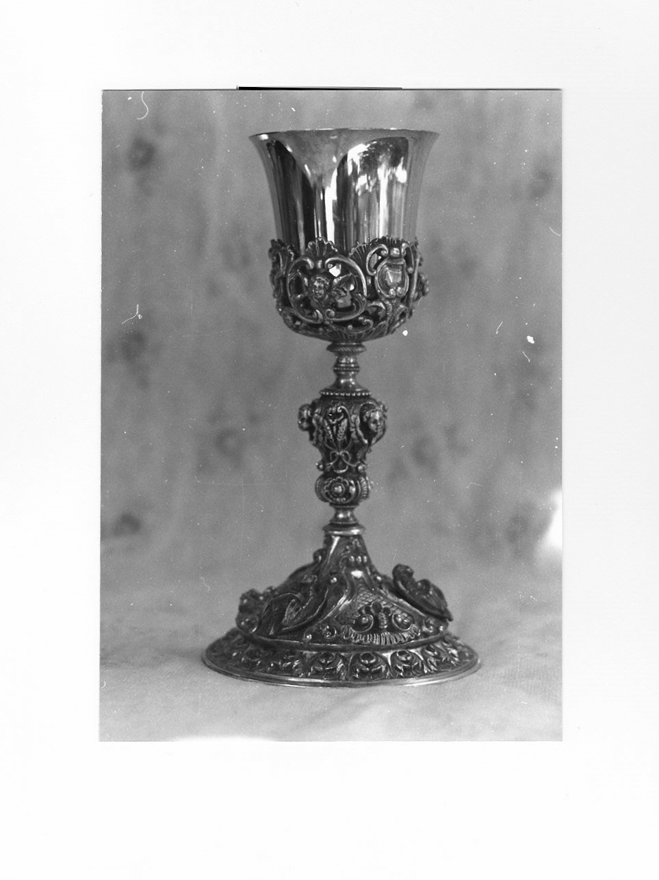 servizio per consacrazione dell'altare, insieme - bottega ligure (seconda metà sec. XVIII)