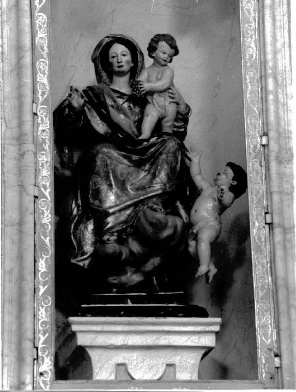 Madonna del Rosario (statua, opera isolata) - bottega ligure (seconda metà sec. XVIII)