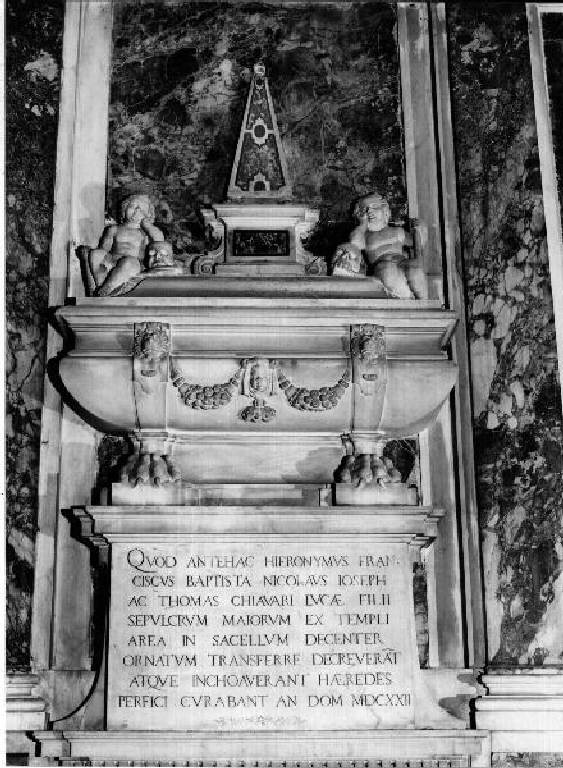 monumento funebre, elemento d'insieme di Carlone Taddeo (cerchia) (prima metà sec. XVII)
