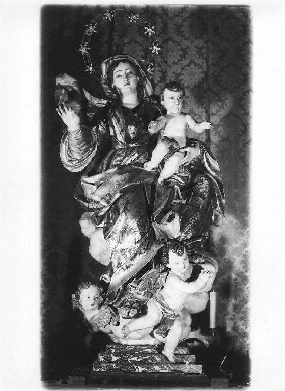 NOSTRA SIGNORA DEL CARMINE, Madonna con Bambino (gruppo scultoreo, opera isolata) - ambito ligure (prima metà sec. XIX)