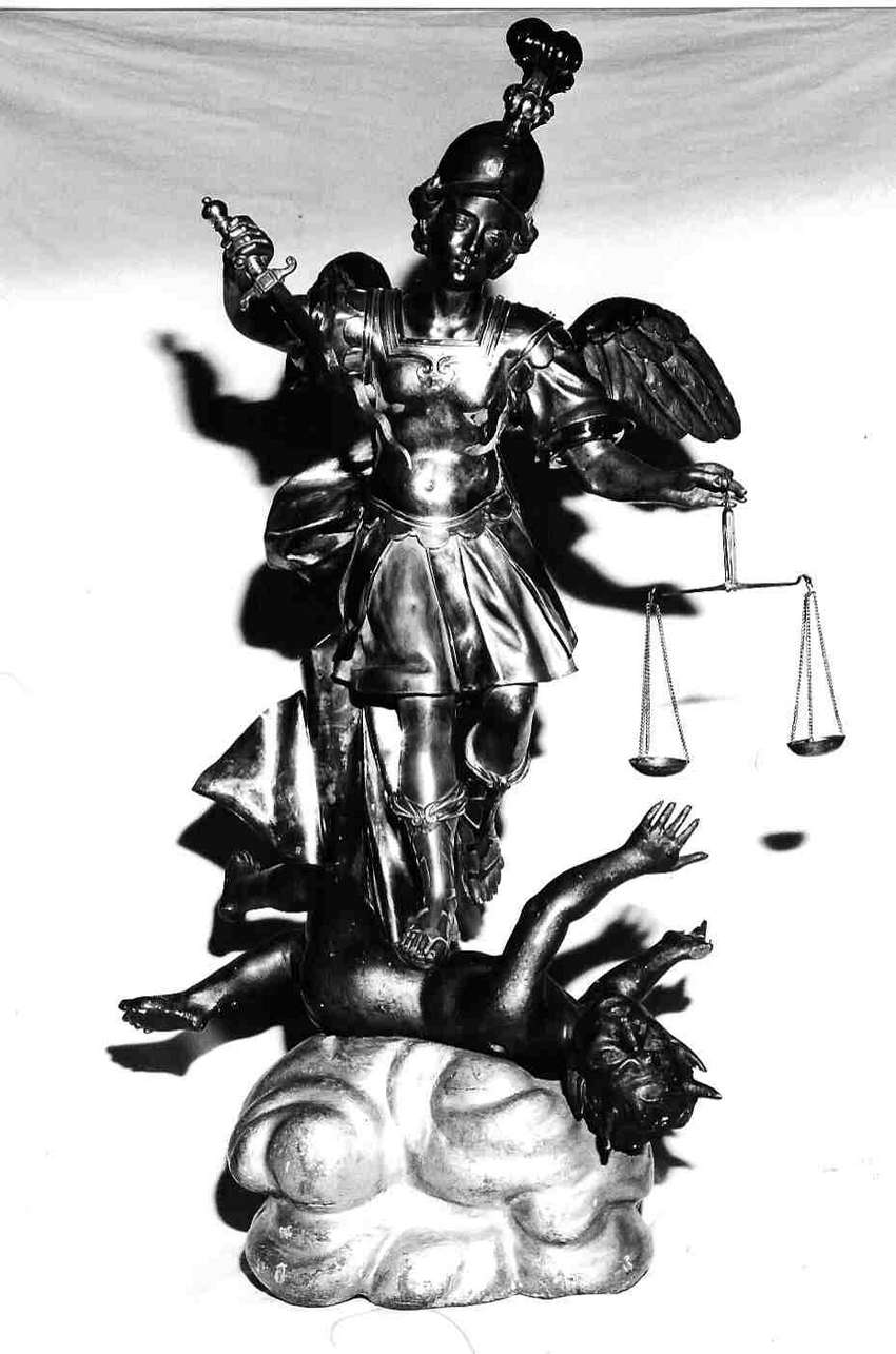 San Michele Arcangelo schiaccia il demonio (statua, opera isolata) - bottega ligure (fine sec. XVIII)