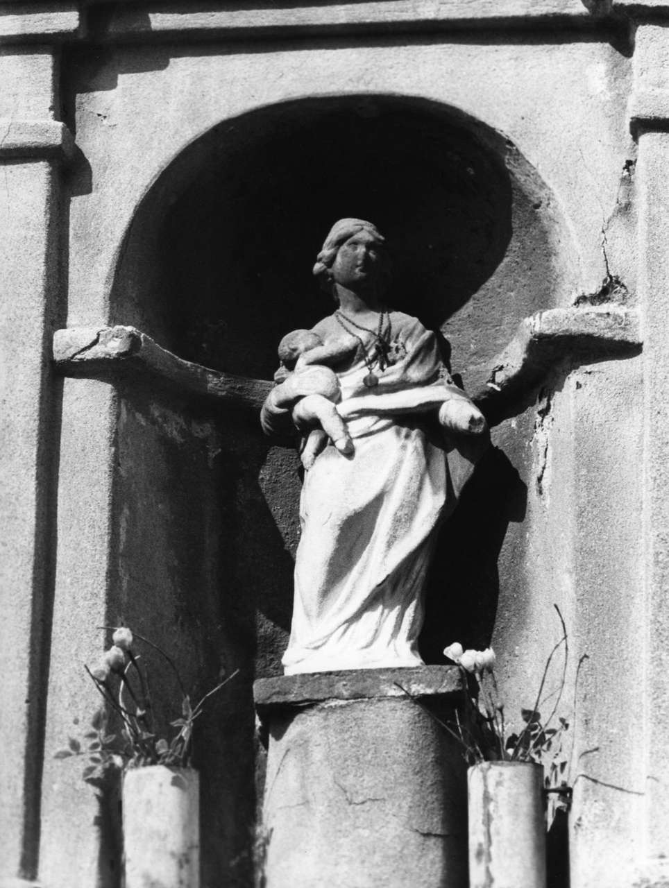 Madonna con Bambino (statua, opera isolata) - bottega italiana (secc. XVII/ XVIII)