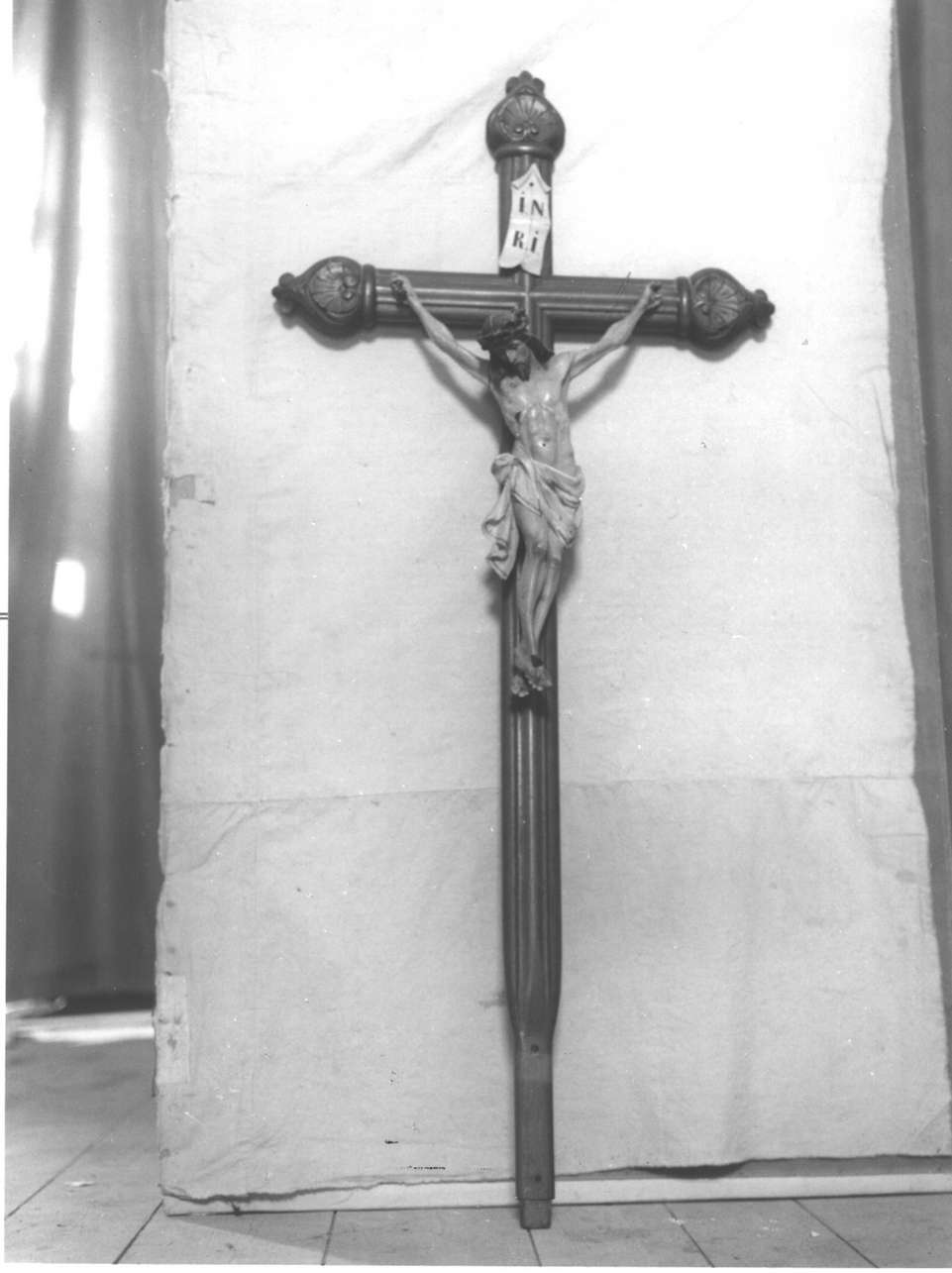 Cristo crocifisso (crocifisso, opera isolata) - bottega ligure (inizio sec. XX)