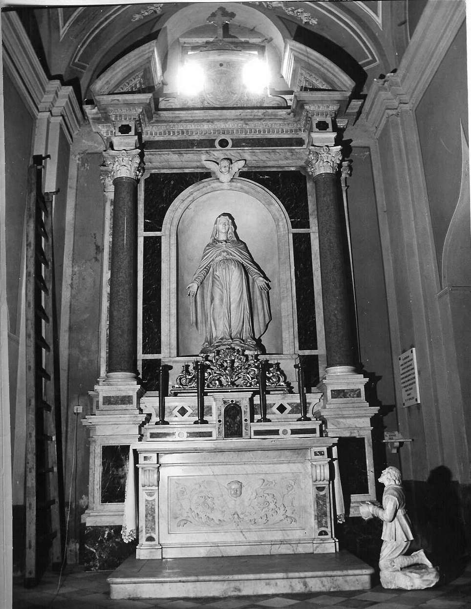 altare - a edicola, insieme - bottega italiana (primo quarto sec. XX)