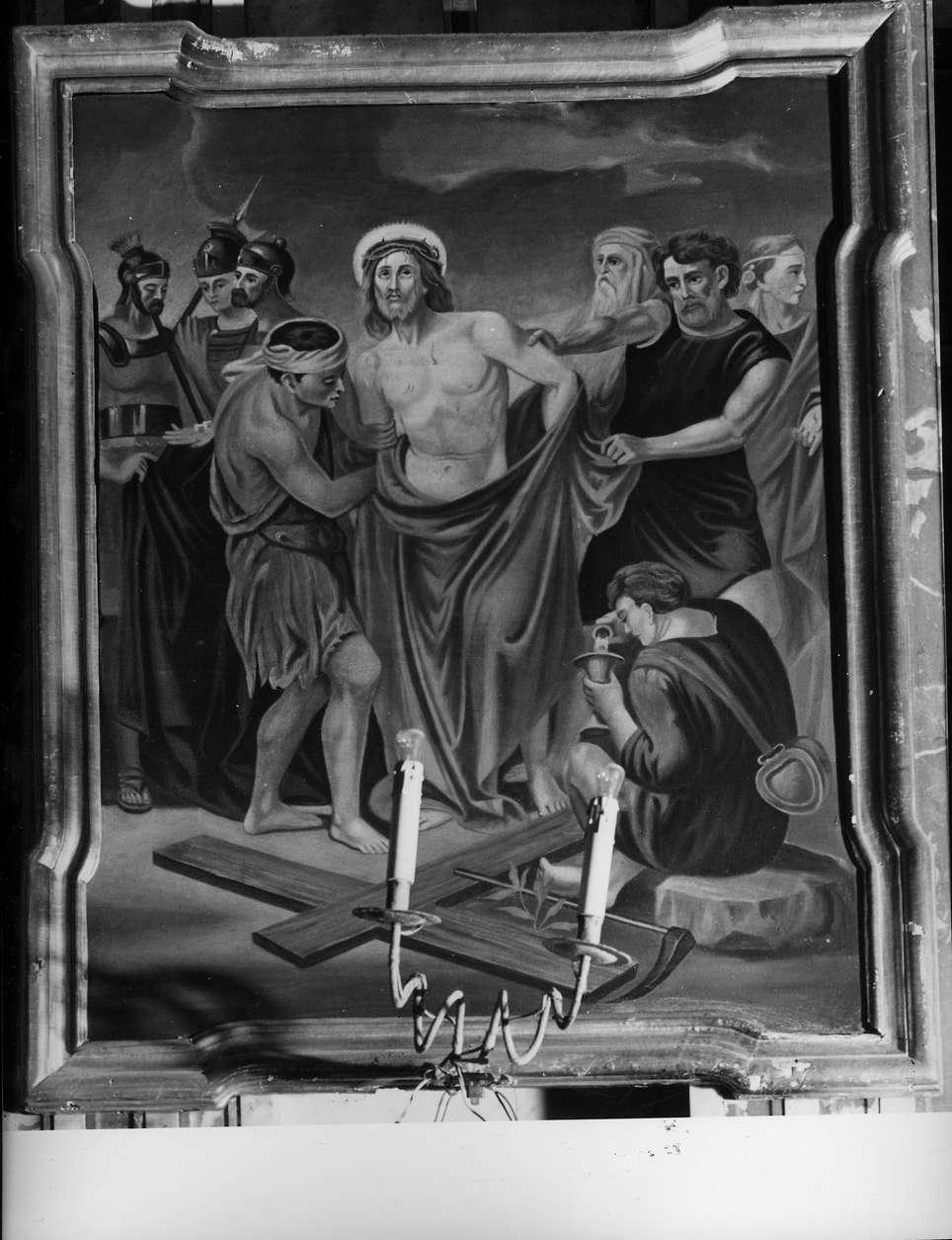 stazione X: Gesù spogliato e abbeverato di fiele (Via Crucis, elemento d'insieme) di Palmieri Giuseppe (prima metà sec. XVIII)