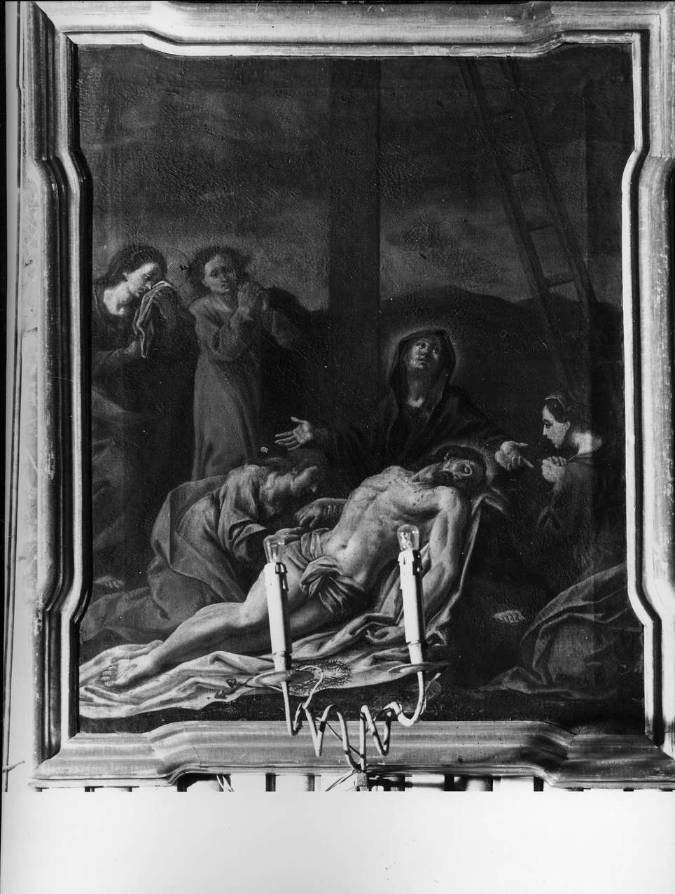stazione XIII: Gesù deposto dalla croce (Via Crucis, elemento d'insieme) di Palmieri Giuseppe (prima metà sec. XVIII)