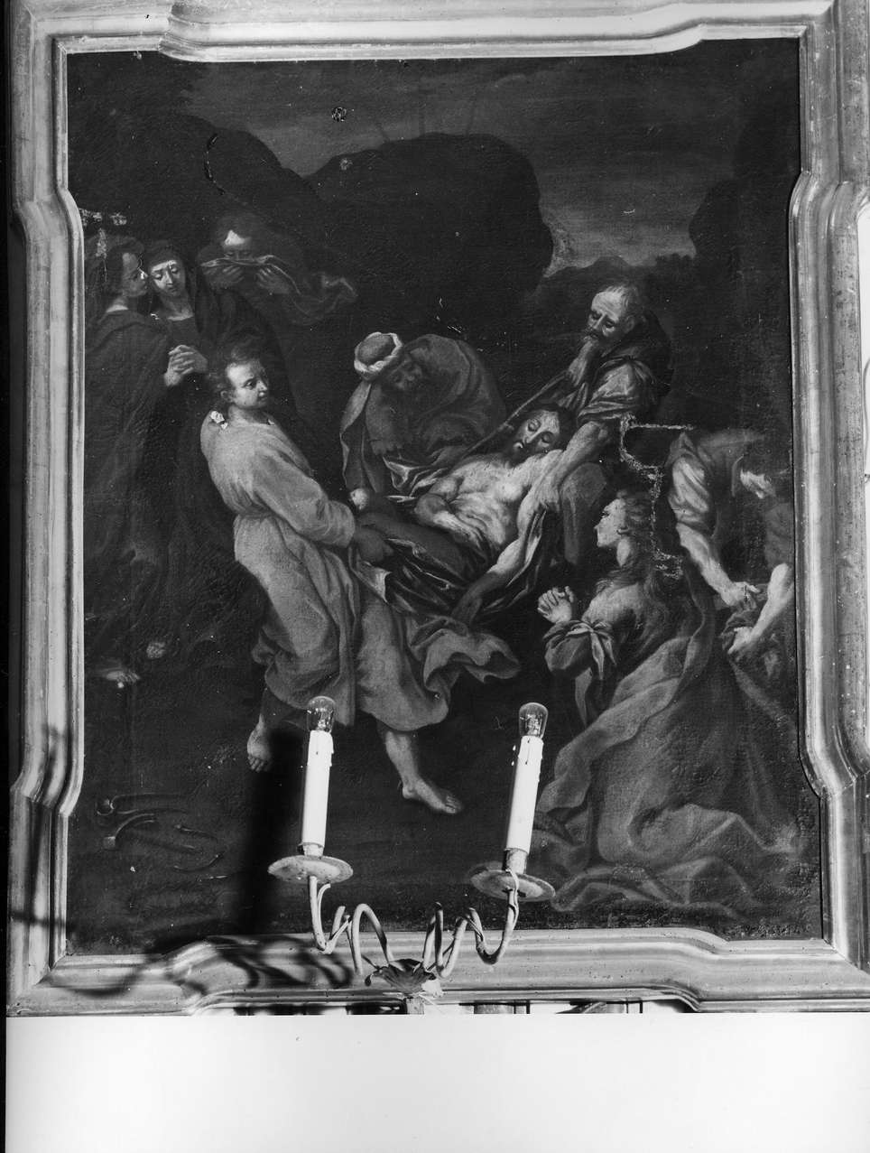 stazione XIV: Gesù deposto nel sepolcro (Via Crucis, elemento d'insieme) di Palmieri Giuseppe (prima metà sec. XVIII)