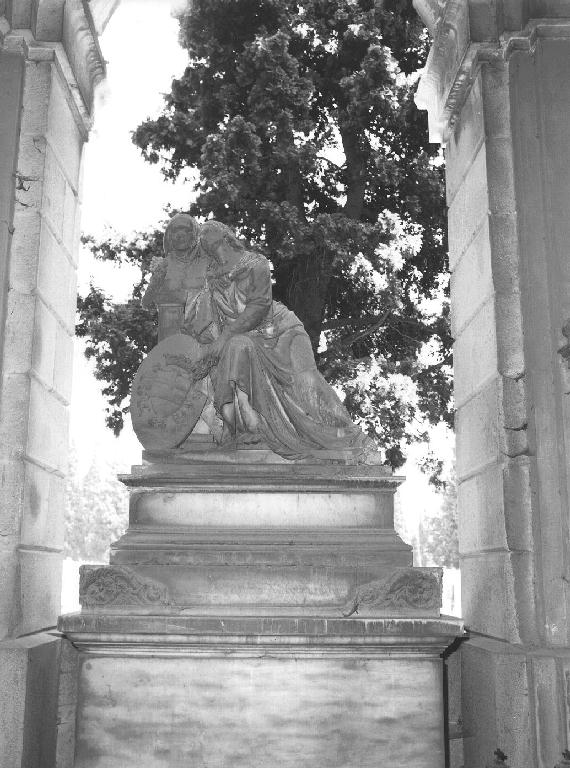 figura femminile dolente (monumento funebre, opera isolata) di Varni Santo (terzo quarto sec. XIX)