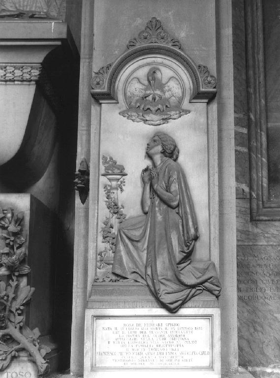 donna che prega (monumento funebre - a edicola, opera isolata) di Villa Giovanni Battista (sec. XIX)