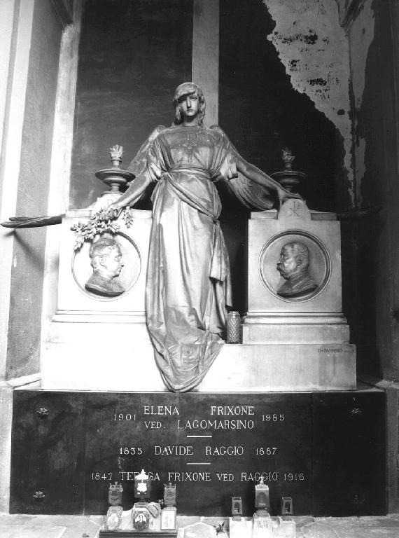 angelo con arbusto (monumento funebre, opera isolata) di Paernio Demetrio (sec. XIX)