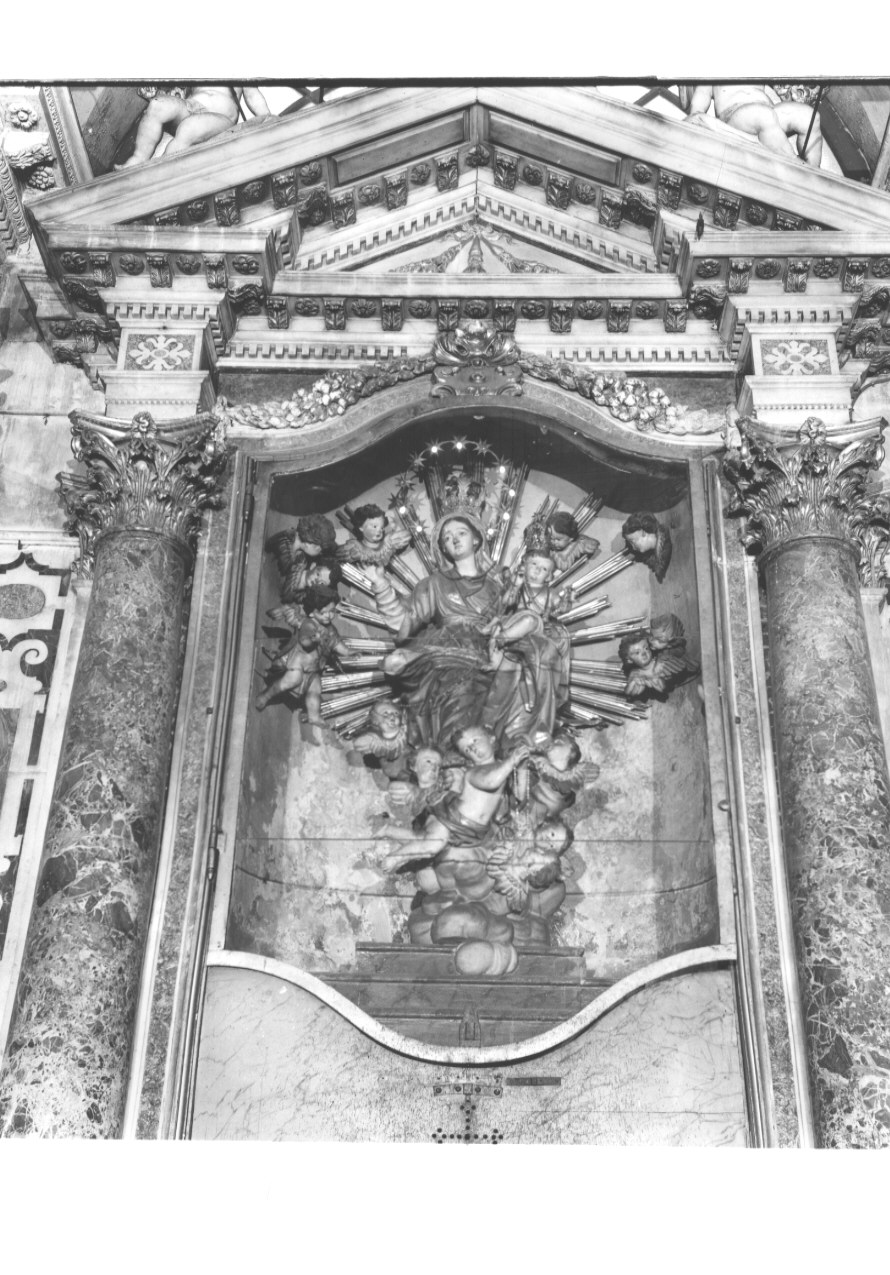 MADONNA DEL ROSARIO (gruppo scultoreo, opera isolata) di Navone Pasquale (seconda metà sec. XVIII)