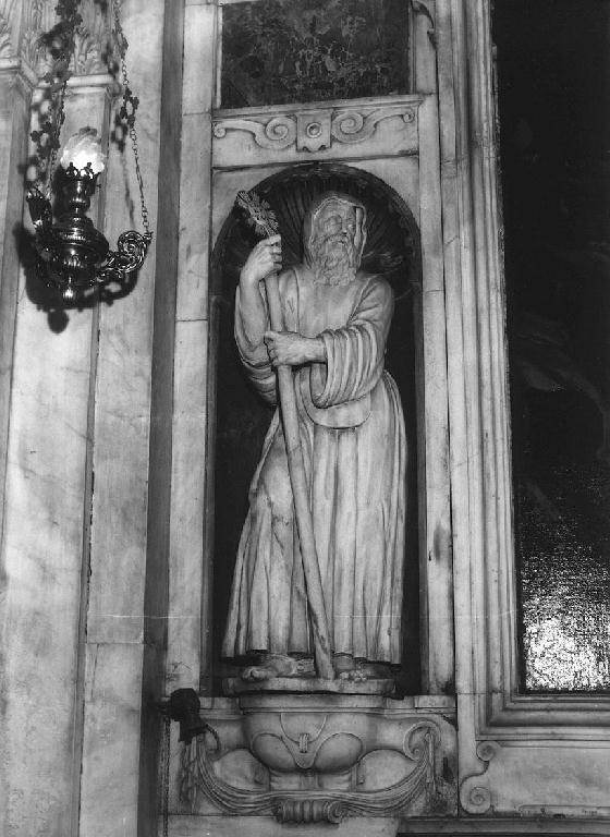 San Francesco di Paola (statua, elemento d'insieme) di Carlone Taddeo (e aiuti) (fine/inizio secc. XVI/ XVII)