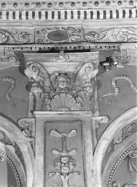 elementi decorativi (capitello composito) di Sparzo Marcello (attribuito) (inizio sec. XVII)