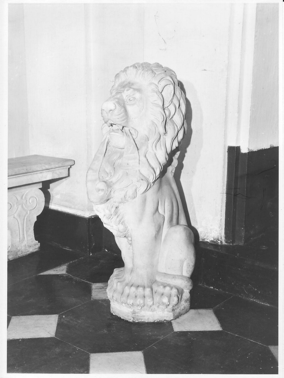 leone (scultura, coppia) - bottega italiana (sec. XIX)