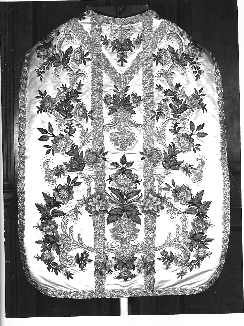 motivi decorativi floreali (manipolo, elemento d'insieme) - manifattura ligure (fine sec. XVII)