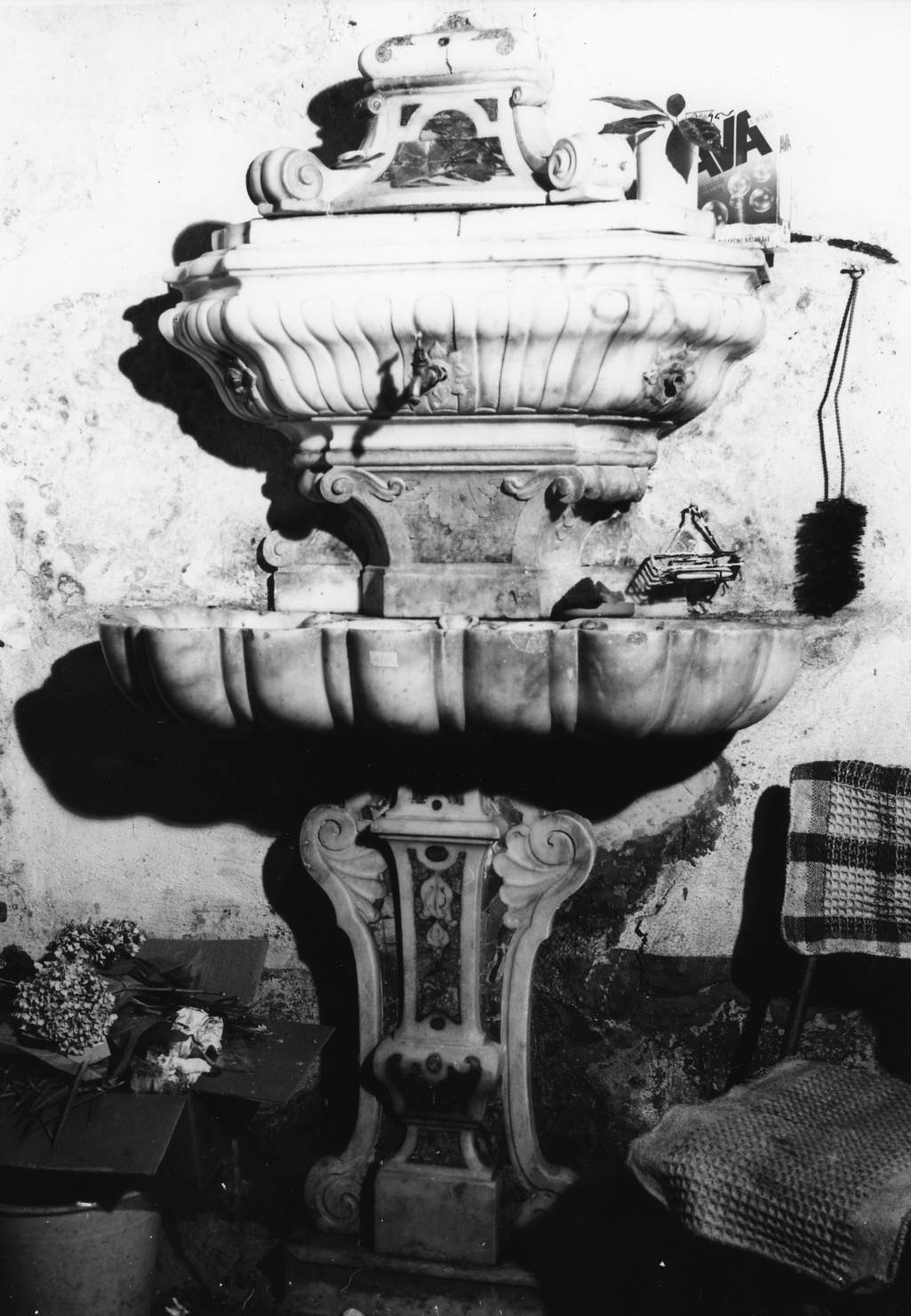 lavabo da sacrestia, opera isolata - ambito italiano (?) (seconda metà sec. XVIII)