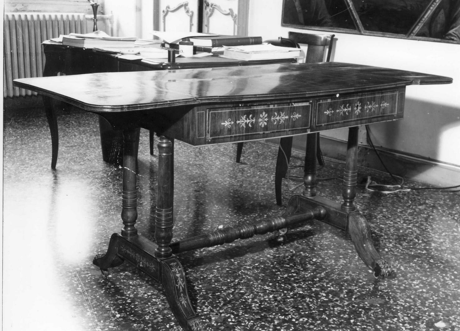 scrivania - a ribalta, serie - bottega ligure (sec. XIX)