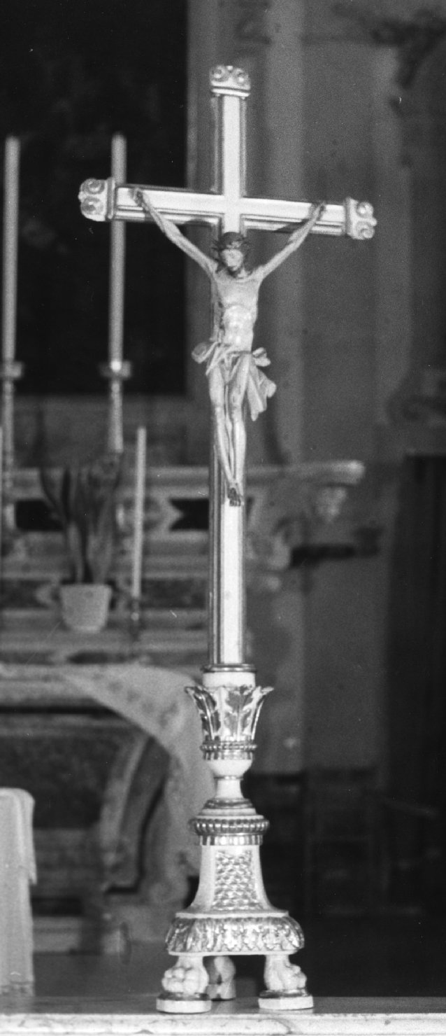 Cristo Crocifisso (croce d'altare) (fine/inizio secc. XVIII/ XIX)