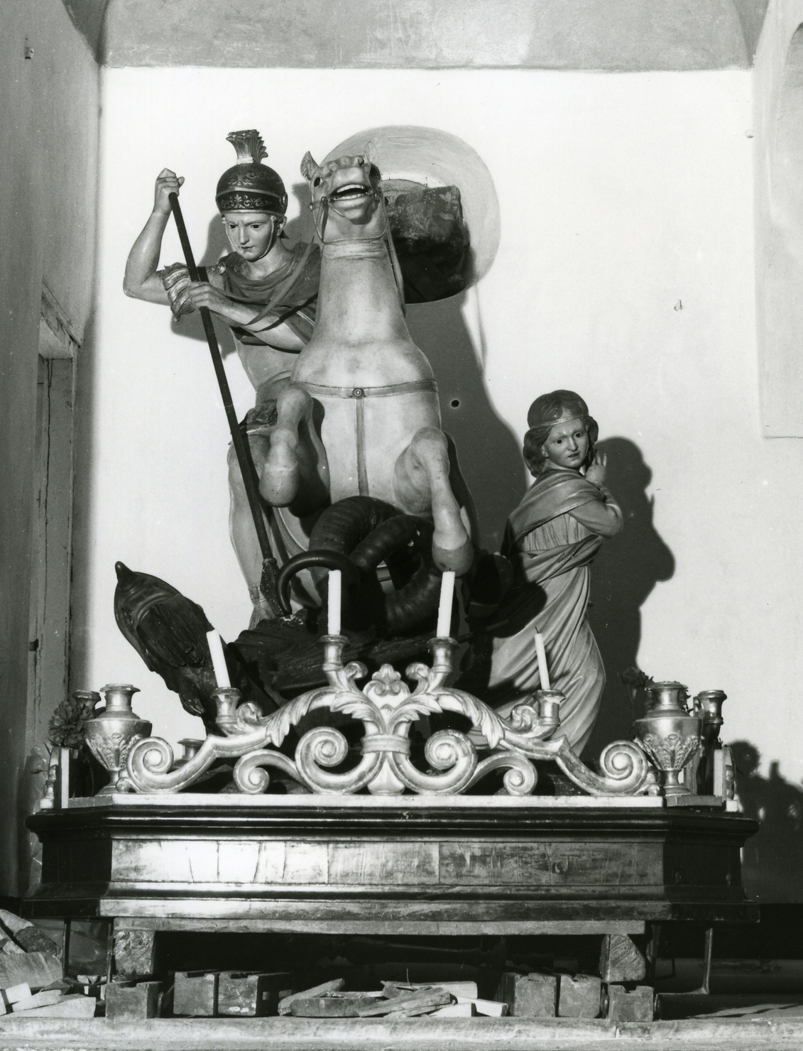San Giorgio e il drago (gruppo scultoreo, opera isolata) - bottega ligure (prima metà sec. XIX)