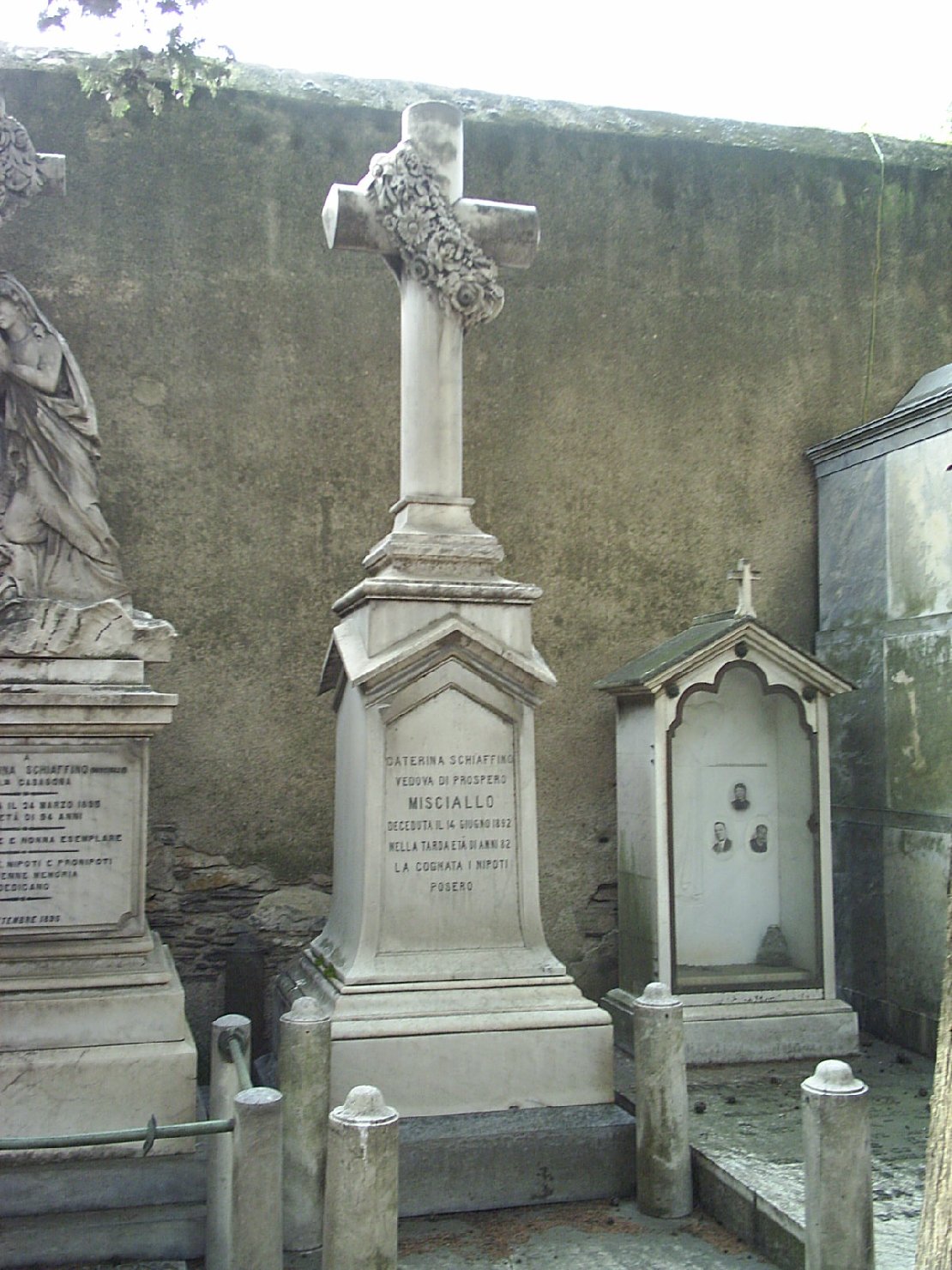 croce/ fiori (monumento funebre, opera isolata) - ambito ligure (sec. XIX)