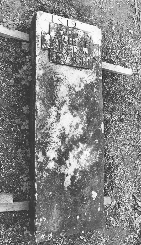 lapide tombale - ambito laziale (sec. XVI)