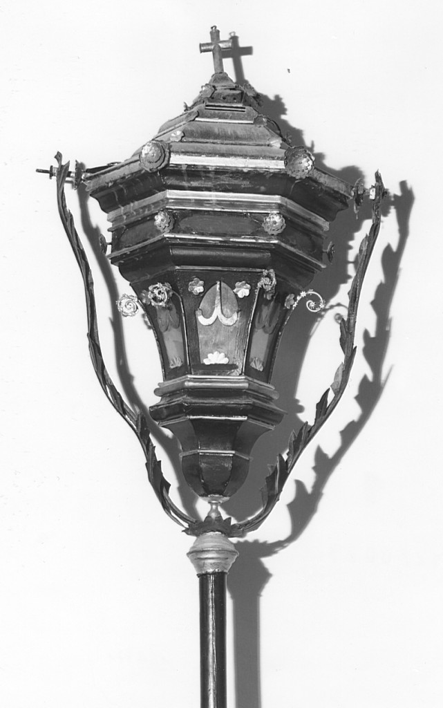 lanterna processionale, serie - ambito laziale (sec. XX)