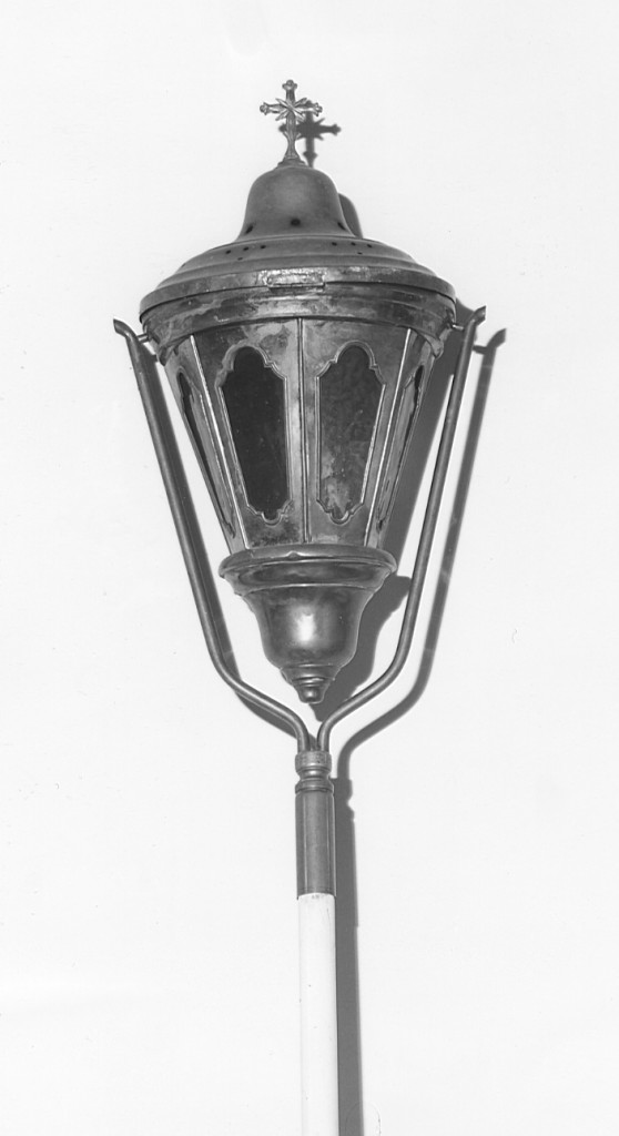 lanterna processionale, coppia - ambito laziale (sec. XX)