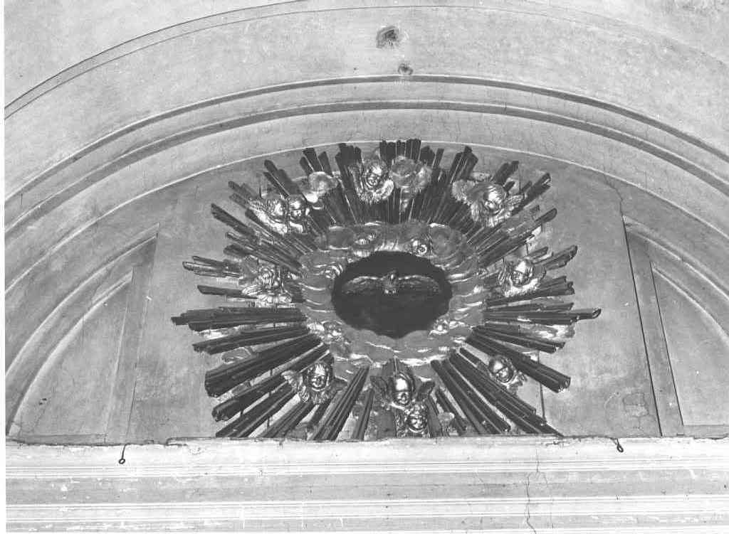 colomba dello Spirito Santo e cherubini (decorazione plastica) - ambito laziale (secc. XVII/ XVIII)