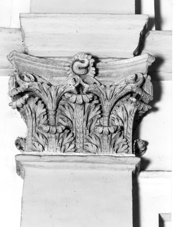Capitello (rilievo) - ambito romano (sec. XVI)