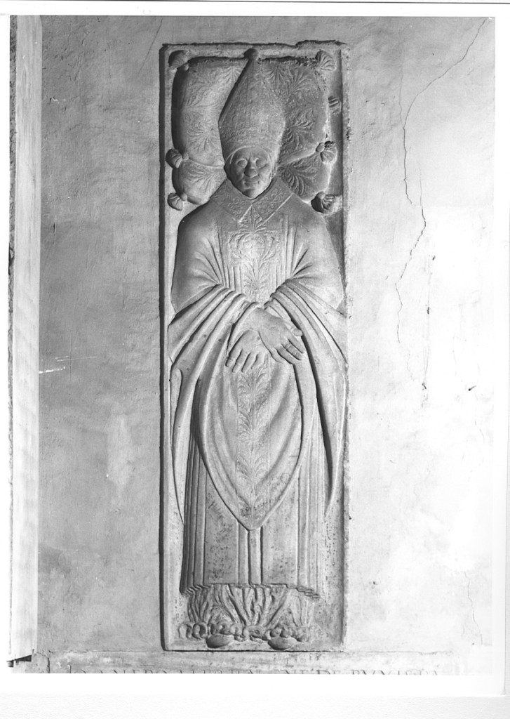 lastra tombale - ambito romano (sec. XV)