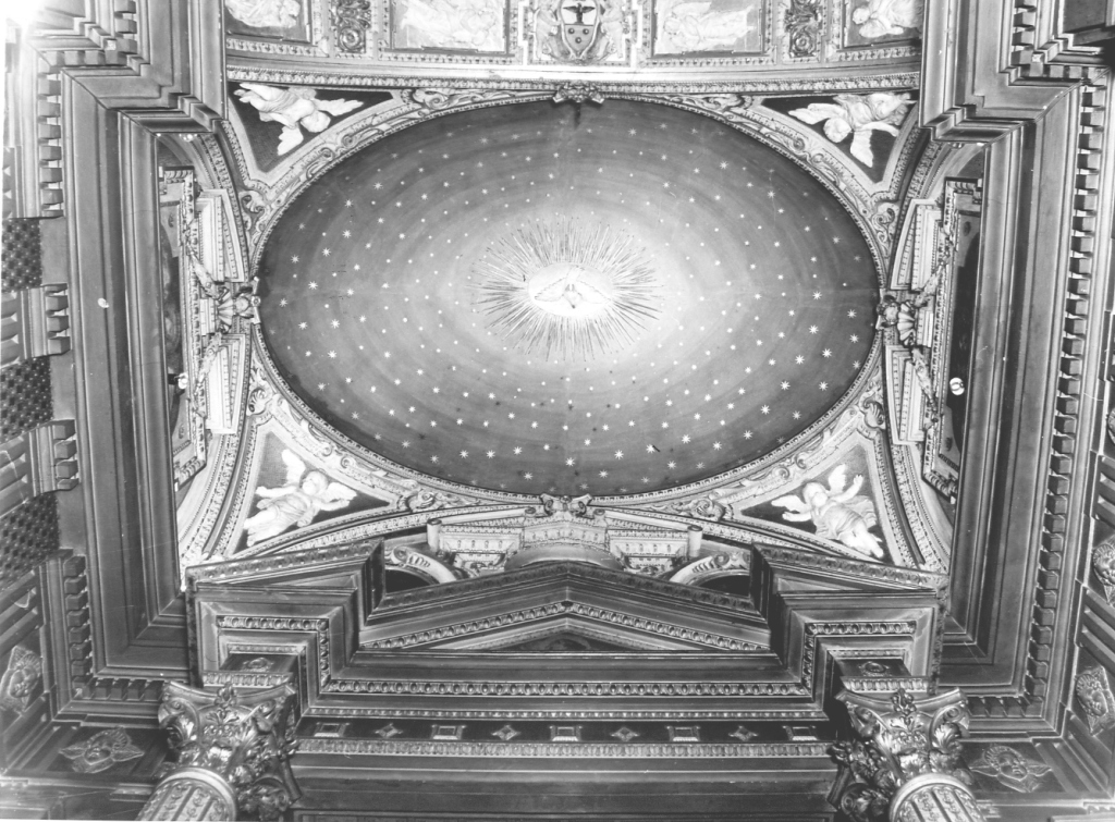 colomba dello Spirito Santo fra stelle (dipinto, complesso decorativo) di Cisterna Eugenio (attribuito) (fine sec. XIX)