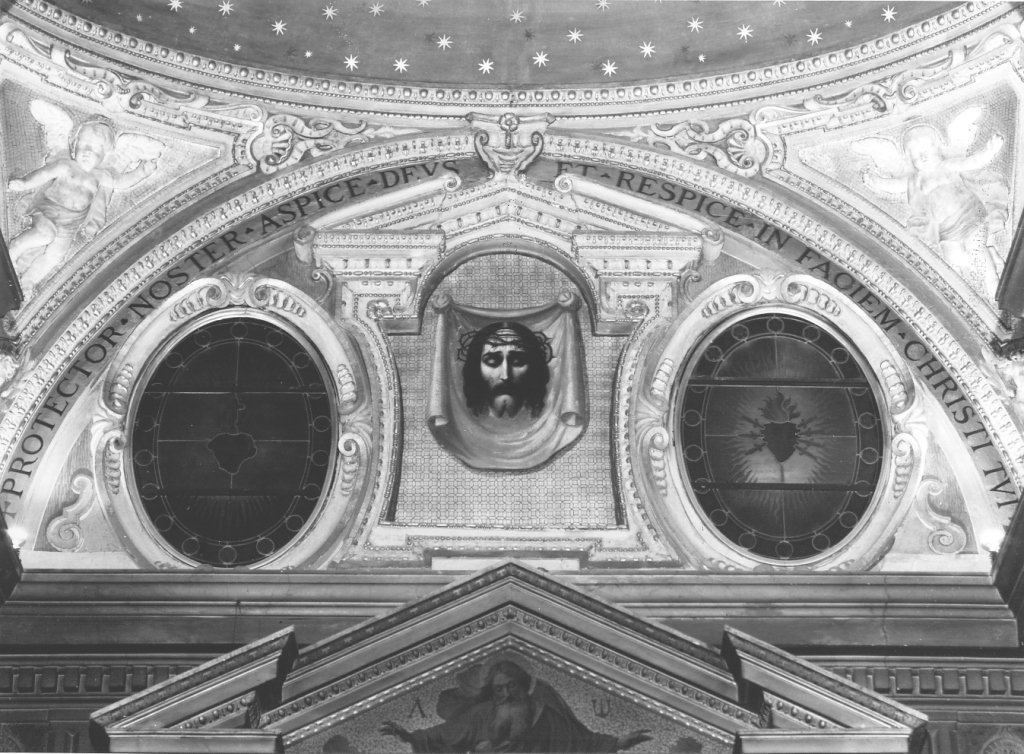 Sacro Cuore di Gesù (vetrata, complesso decorativo) di Cisterna Eugenio (attribuito) (fine sec. XIX)
