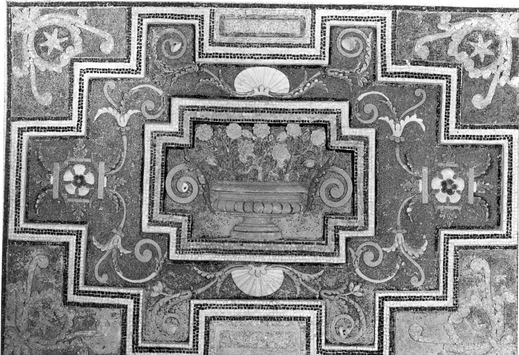 decorazione musiva di Cinzi Muzio (sec. XVII)