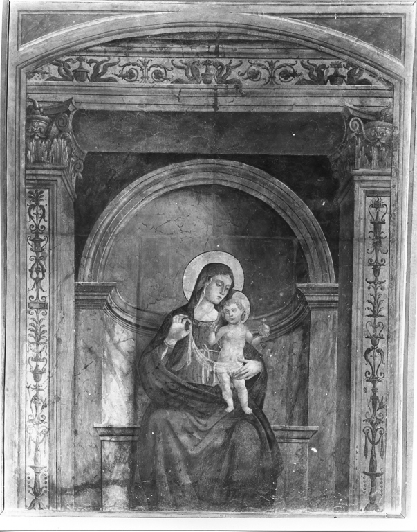Madonna con Bambino (dipinto, opera isolata) di Aquili Antonio detto Antoniazzo Romano (scuola) (prima metà sec. XVI)
