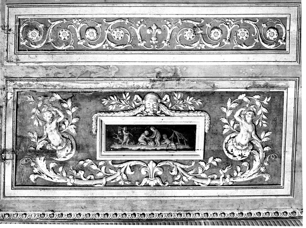 grottesche con medaglione raffigurante puttini attorno a un fuoco (decorazione pittorica) di Kuntz Taddeo (seconda metà sec. XVIII)