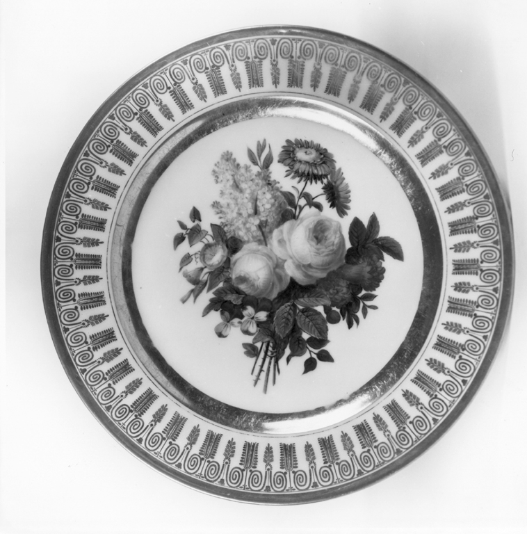 piatto - manifattura di Sèvres (sec. XIX)